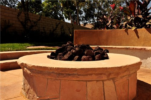 Bonfire Pits and Fire Rings: Traditional Designs - Landscaping Network