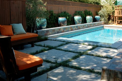 Small Back Yard Pools with Landscaping Pictures