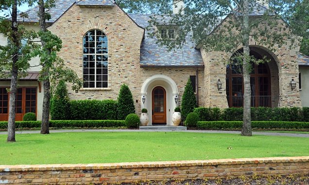 Front Yard Landscaping - Houston, TX - Photo Gallery - Landscaping 