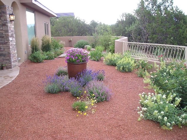 Red Mulch Landscaping Ideas