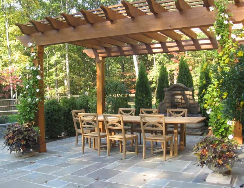 Flagstone Patio - Benefits, Cost & Ideas - Landscaping Network