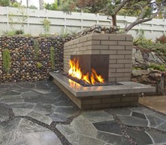 Modern, Fireplace, Flagstone, Black
Outdoor Fireplace
DC West Construction Inc.
Carlsbad, CA