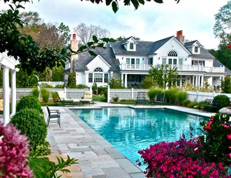 Featured image of post Pool Landscaping Plants Northeast : Putting some effort into pool landscaping can turn a concrete wasteland into a gorgeous back yard paradise.