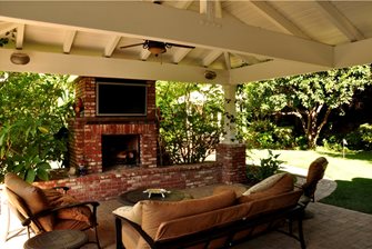 outdoor fireplace placement