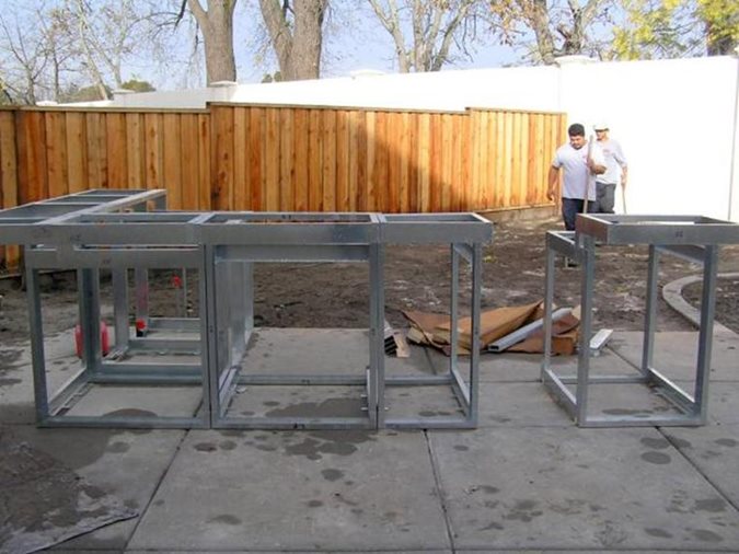 Outdoor Kitchen Construction Build An, How To Build A Outdoor Kitchen Island With Metal Studs