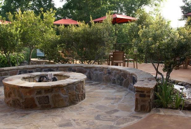 Flagstone Fire Pit
Built-In Seating
Landvisions TX
Tyler, TX