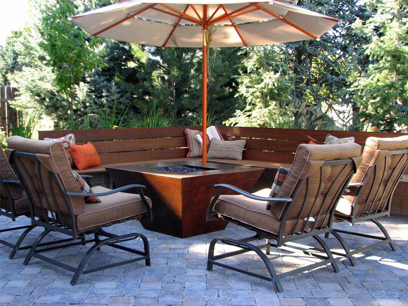 Gas, Pyramid, Benches, Modern, Umbrella
Built-In Seating
Breckon Land Design Inc.
Garden City, ID