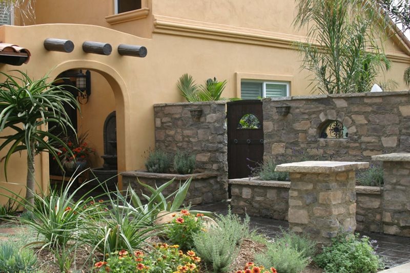 Large Entry Wall
California Garden Tours
Landscaping Network
Calimesa, CA