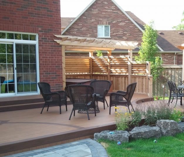 Backyard Composite Decking
Canada Landscaping
OGS Landscape Services
Whitby, ON