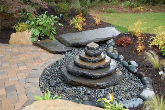 Disappearing Fountain, Pondless Fountain
Country Landscape Design
Fieldstone Design
Leominster, MA