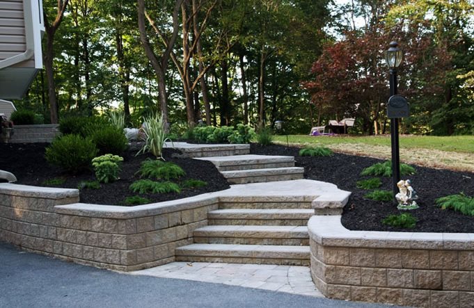 Paver Stairs, Retaining Wall
Entryways, Steps and Courtyard
Lehigh Lawn & Landscaping
Poughkeepsie, NY