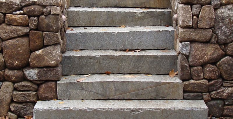 Solid Stone Stairs
Entryways, Steps and Courtyard
Ream Design
Pepperell, MA