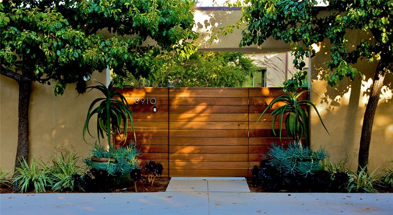 Modern Gate
Gates and Fencing
Fiore Design
North Hollywood, CA