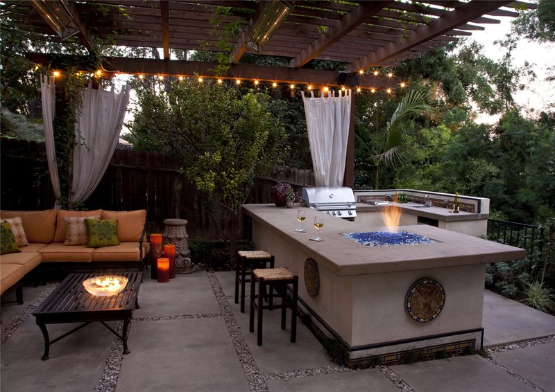 Outdoor Kitchen Fire Pit
Los Angeles Landscaping
Stout Design Build
Los Angeles, CA