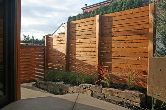 当代围栏设计现代美化榕树树设计工作室西雅图，华盛顿州西雅图