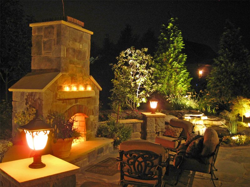 Fireplace Column Lights
Ohio Landscaping
Rice's Landscaping Redefined
Canton, OH