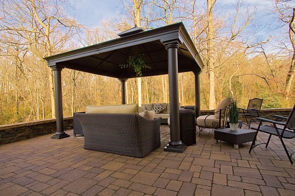 Roofed Patio Cover, Columns, Pavers
Pergola and Patio Cover
StoneScapes Design
Hanover, MD