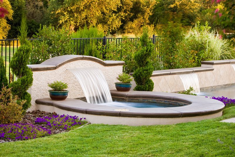 自定义纯粹的血统喷泉最近添加简单的优雅Rocklin, CA