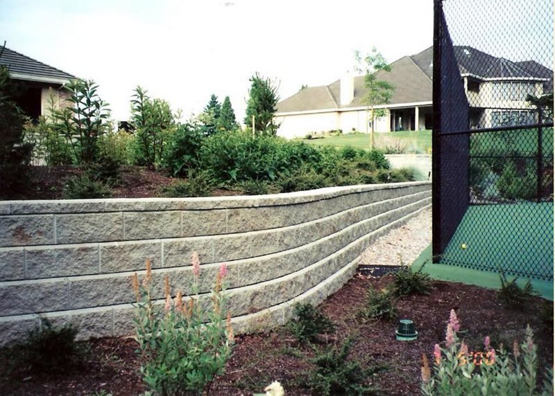 Gray Block Wall, Curved Retaining Wall
Retaining and Landscape Wall
Woody's Custom Landscaping Inc
Battle Ground, WA