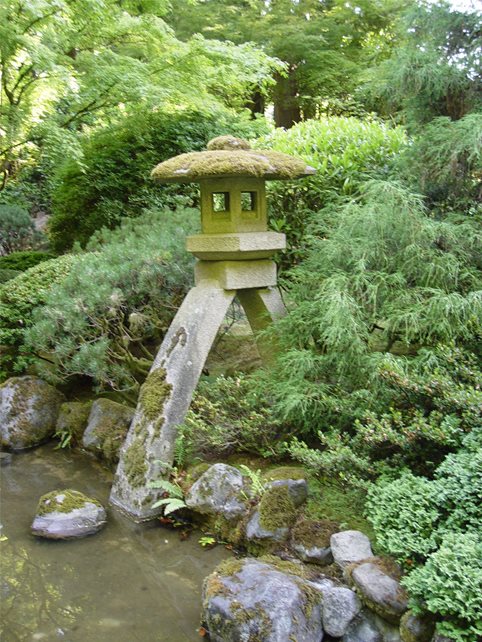 Lantern, Stone, Asian
Sculpture in the Garden
Maureen Gilmer
Morongo Valley, CA