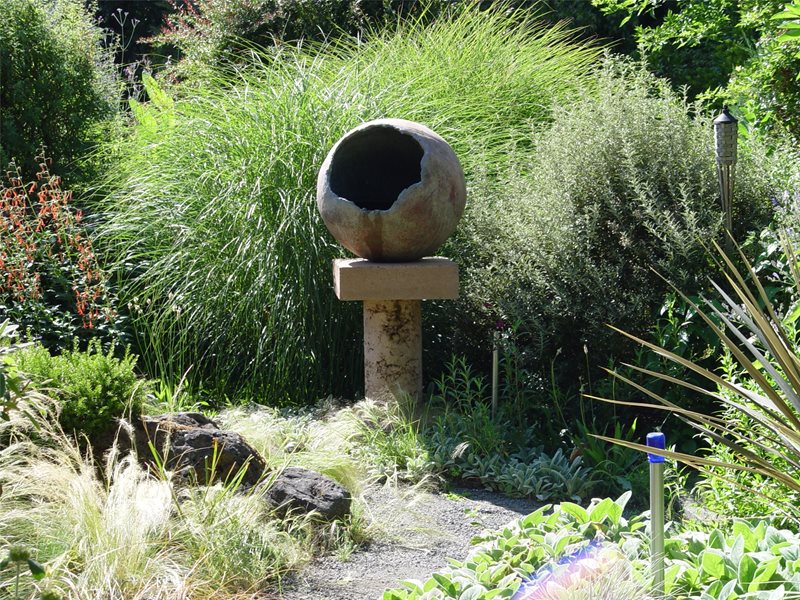 Sculpture, Garden, Sphere
Sculpture in the Garden
Maureen Gilmer
Morongo Valley, CA