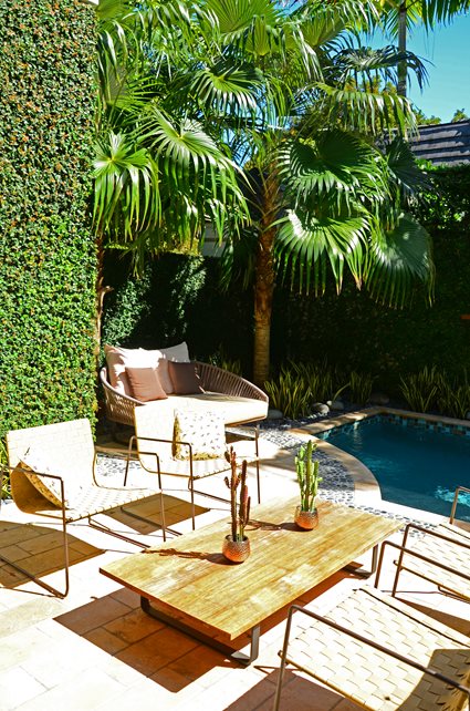 Tropical Patio Furniture, Janus Et Cie, Kettal
Seating Area
Lewis Aqui Landscape + Architectural Design, LLC.
Miami, FL