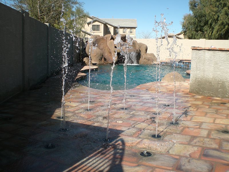 Pool Splash Pad
Rain Deck
Mesa, AZ