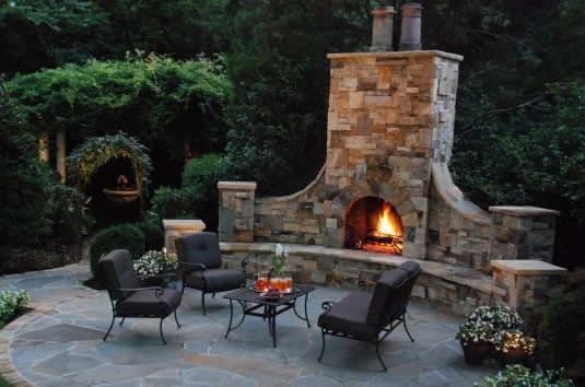 Oversized Outdoor Fireplace
Southeast Landscaping
Coogan's Landscape Design
Pineville, NC
