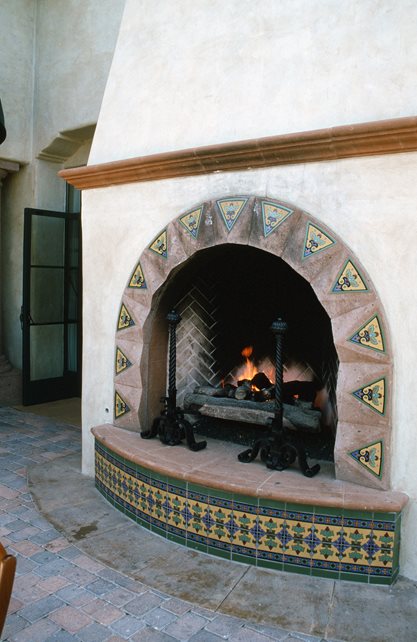 玻璃瓷砖，西班牙壁炉设计西南壁炉