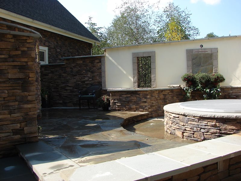 Raised Spa
Spas
Stonewood and Waters
Mendon, NY