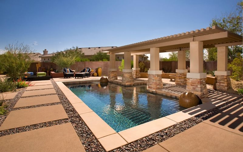 池畔凉棚游泳池Bianchi Design Scottsdale，亚利桑那州