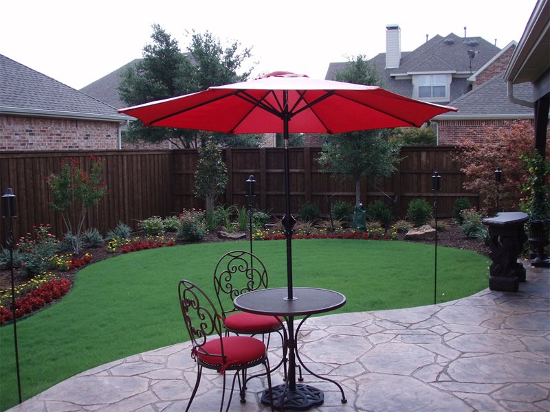 装饰混凝土庭院德克萨斯园林绿化后院创作Carrollton，TX