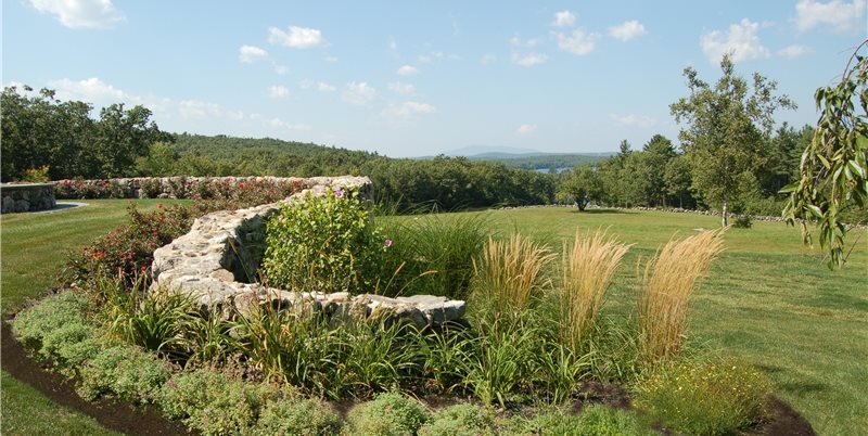 种植床田石设计莱明斯特，马萨诸塞州