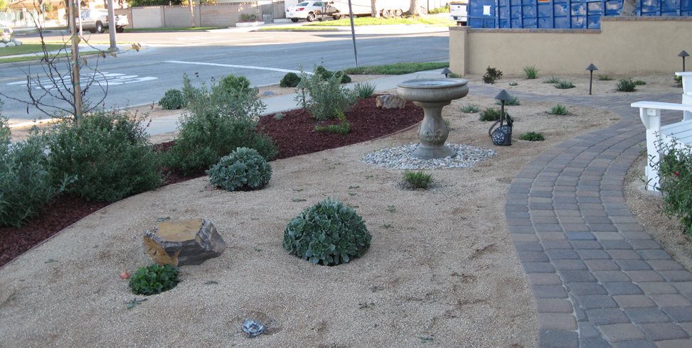 Decomposed Granite Xeriscape
Creations Landscape Design
Tustin, CA