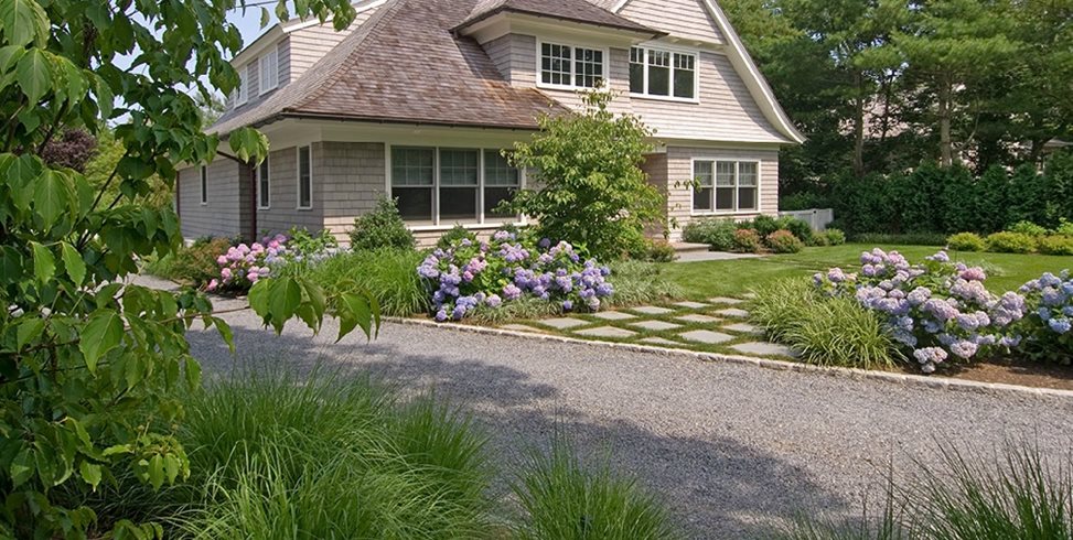 Front Yard Landscaping With Hydrangeas
Front Yard Landscaping
Barry Block Landscape Design & Contracting
East Moriches, NY